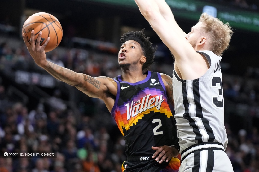 开云体育官网-包含足总杯窗口期走向成谜，圣安东尼奥马刺防线松动，信心回归，控场能力受关注的词条