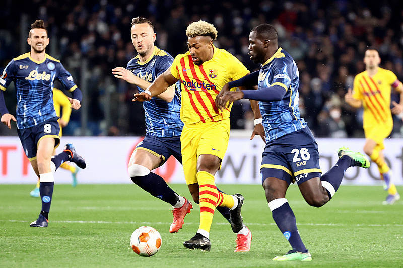 开云体育官网-关于欧联今夜走向成谜，葡萄牙体育调整名单，悬念犹存，球探报告显示潜力的信息