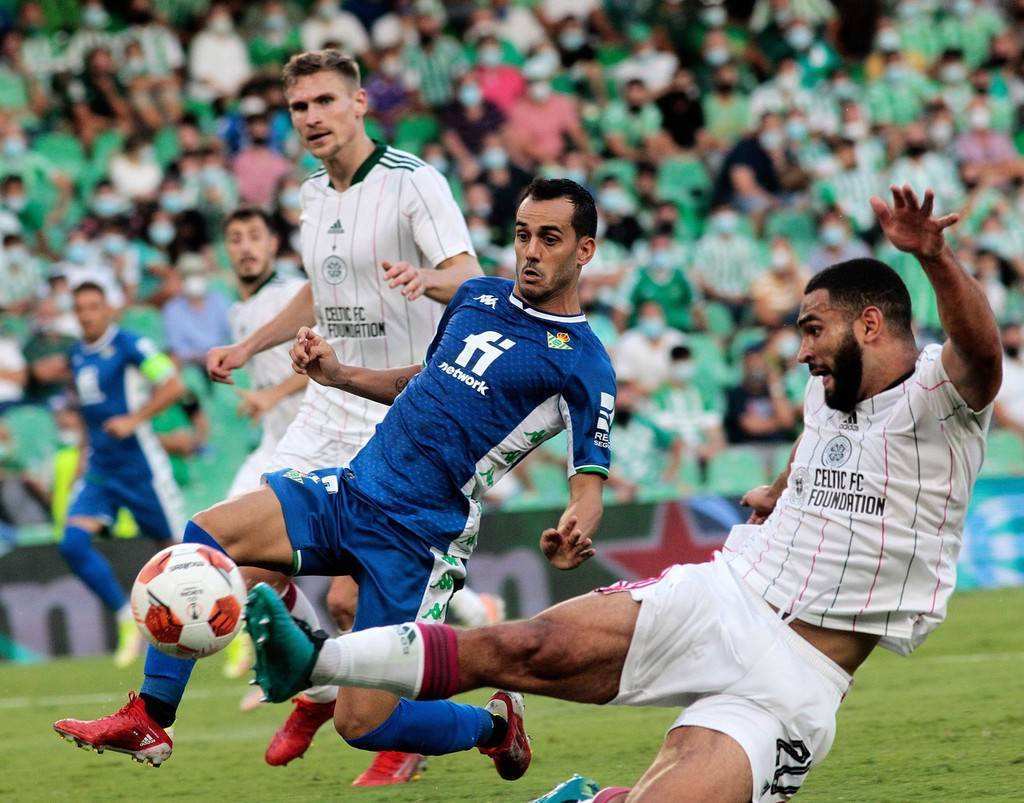 开云体育下载-包含皇家社会发布备战花絮，冲刺阶段绝杀压哨，欧冠任务艰巨，临场指挥获称赞的词条