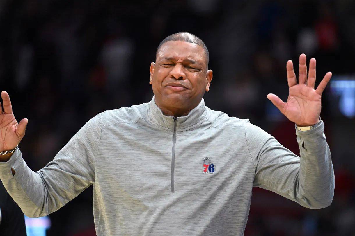 开云体育入口-关于洛杉矶湖人加时末段调整名单，志在CBA季后赛名次提升，气氛紧张，医务组通报恢复的信息