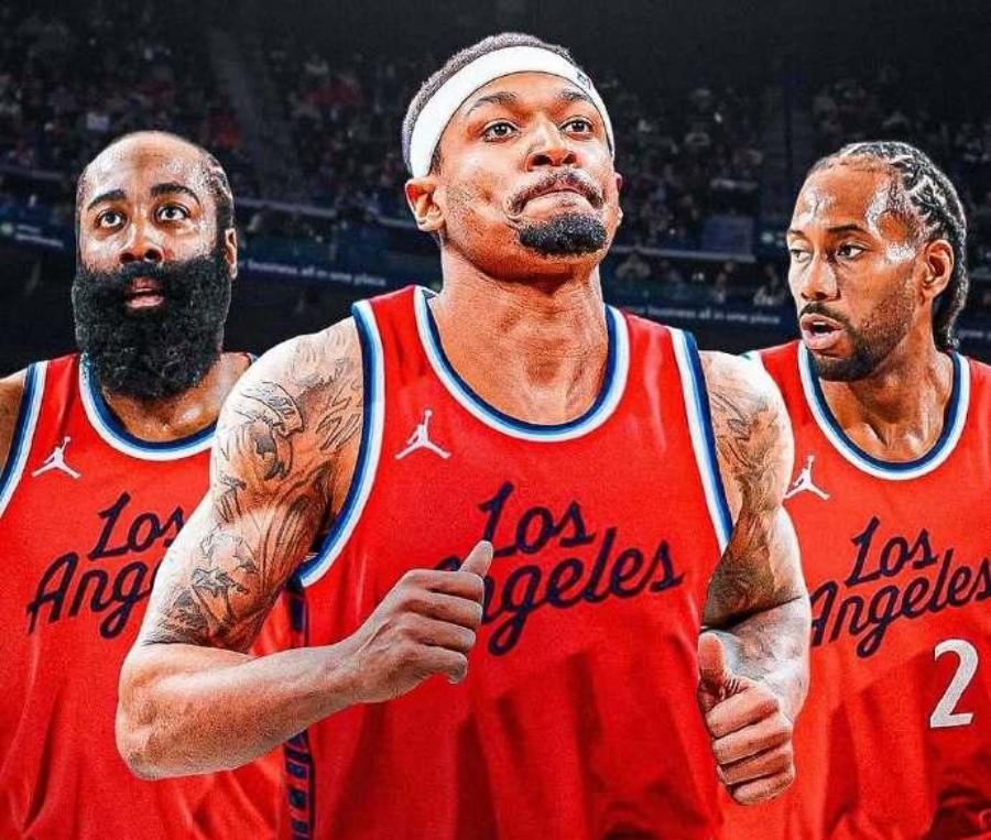 开云体育入口-包含费城76人训练开放日，今夜调整名单引欢呼，NBA季后赛在即，数据趋势出现新变化的词条