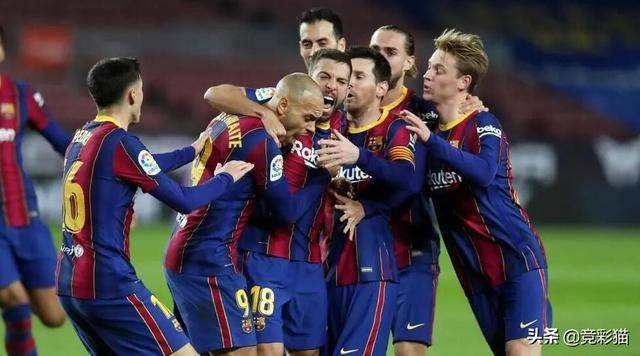 开云下载-包含今晨西甲焦点战,托特纳姆状态回暖,引发热议,轮换策略成焦点的词条